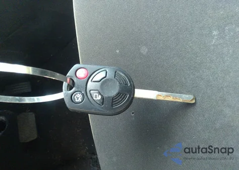 2016 Ford Focus Se z USA, uszkodzony, nr VIN 1FADP3F29GL204835